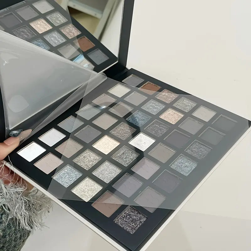 HERORANGE 42-Color Smoky Cosmetic Eyeshadow Palette - Matte, Shimmer, Glittery Eyeshadow; 24H Waterproof, Smudge-Proof, Highly Pigmented, Natural Blurring, Flawless Fine Powder No Fallout; Makeup Beauty Products for Halloween, Christmas Parties, Gifting,s
